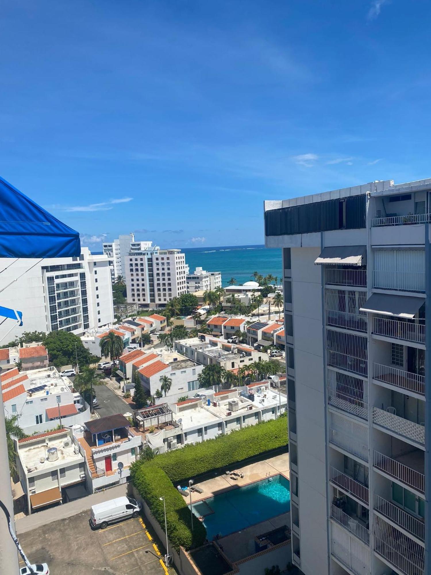 Isla Verde Modern Apartment With Pool Σαν Χουάν Εξωτερικό φωτογραφία